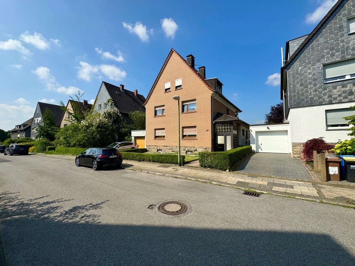 Charmantes Ein-/Zweifamilienhaus in Essen Bergerhausen mit vielfältigen Möglichkeiten – Bild 8
