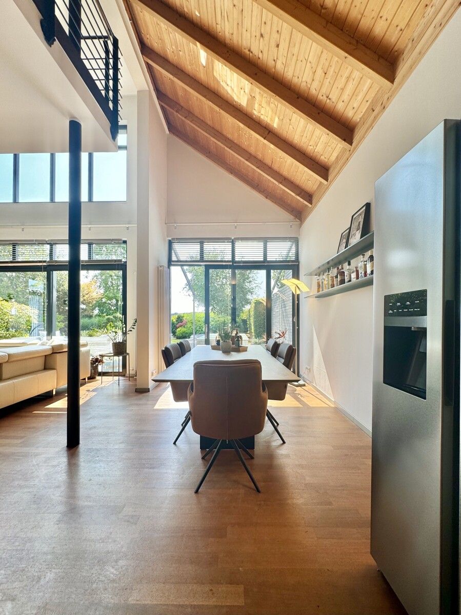 Modernes Architektenhaus mit Galerie, Feldrandlage & Weitblick ins Grüne – Bild 12