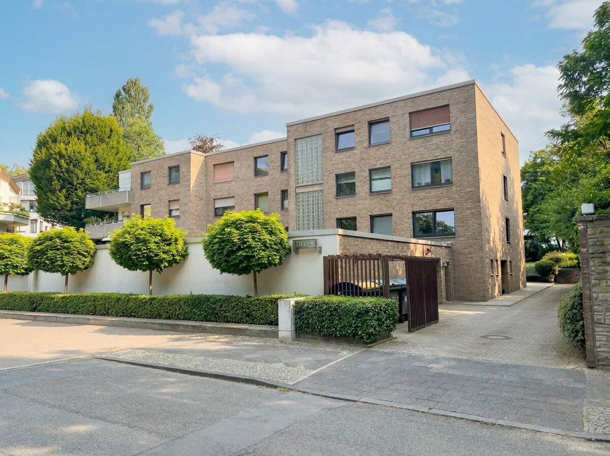 Ihr neues Zuhause am Stadtpark – großzügige 3,5-Zimmer-Hochparterrewohnung