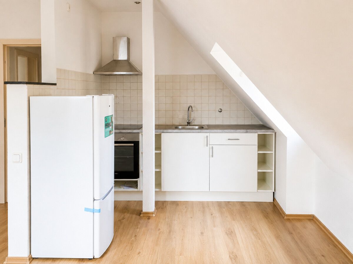 Top renovierte Dachgeschosswohnung in Bochum-Höntop – Bild 1