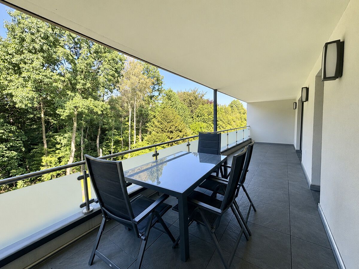 Moderne 2,5 Zimmer in Eppendorf mit Loggia und Blick ins Grüne – Bild 12