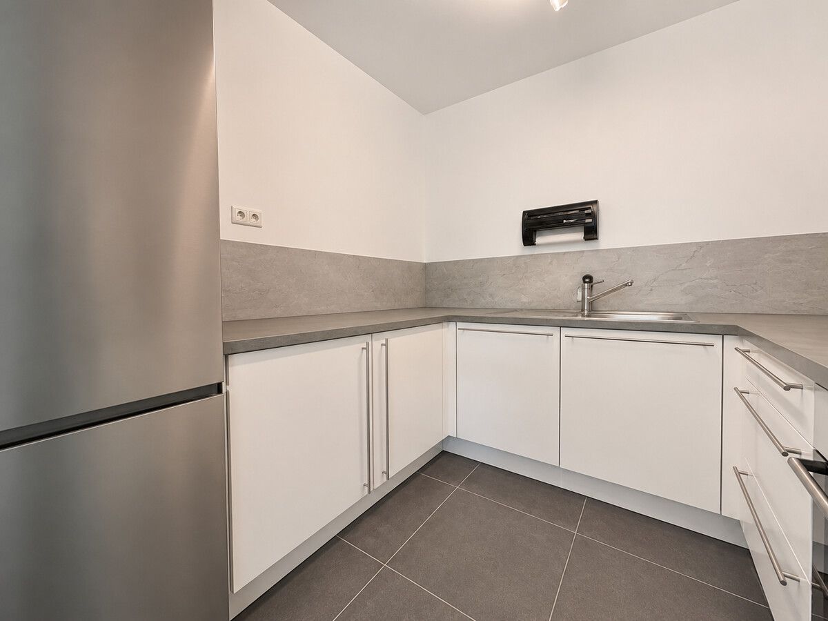 Moderne 2,5 Zimmer in Eppendorf mit Loggia und Blick ins Grüne – Bild 16