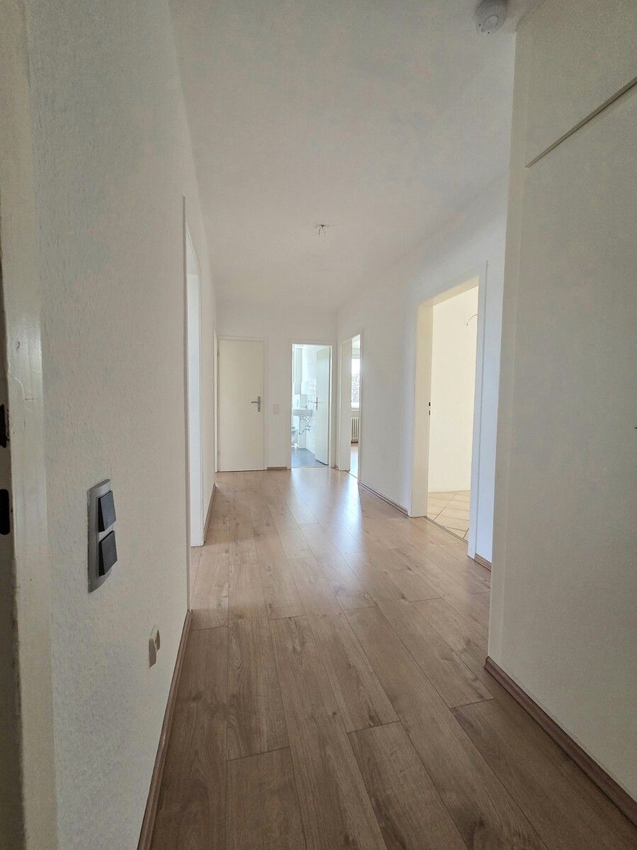 Helle 3-Zimmer-Wohnung in Bochum-Wattenscheid, Zentral aber ruhig – Bild 1