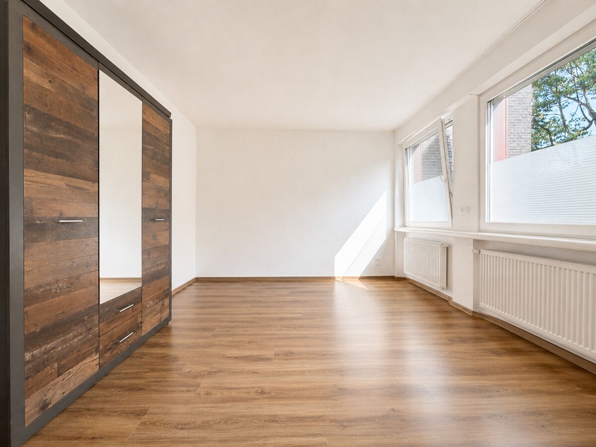 Großzügige Erdgeschosswohnung mit Terrasse und Garten in Bochum Höntrop – Bild 5