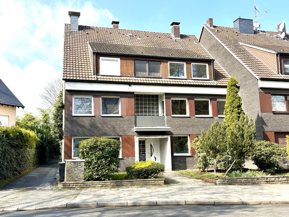 Großzügige Erdgeschosswohnung mit Terrasse und Garten in Bochum Höntrop – Bild 3