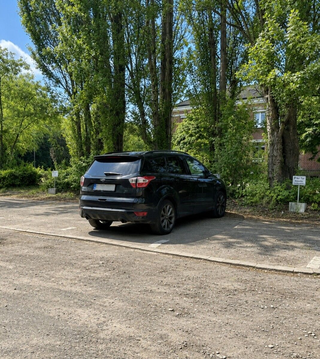 Repräsentative Gewerbeeinheit mit Außenbereich und fünf Stellplätzen in Wattenscheid – Bild 10