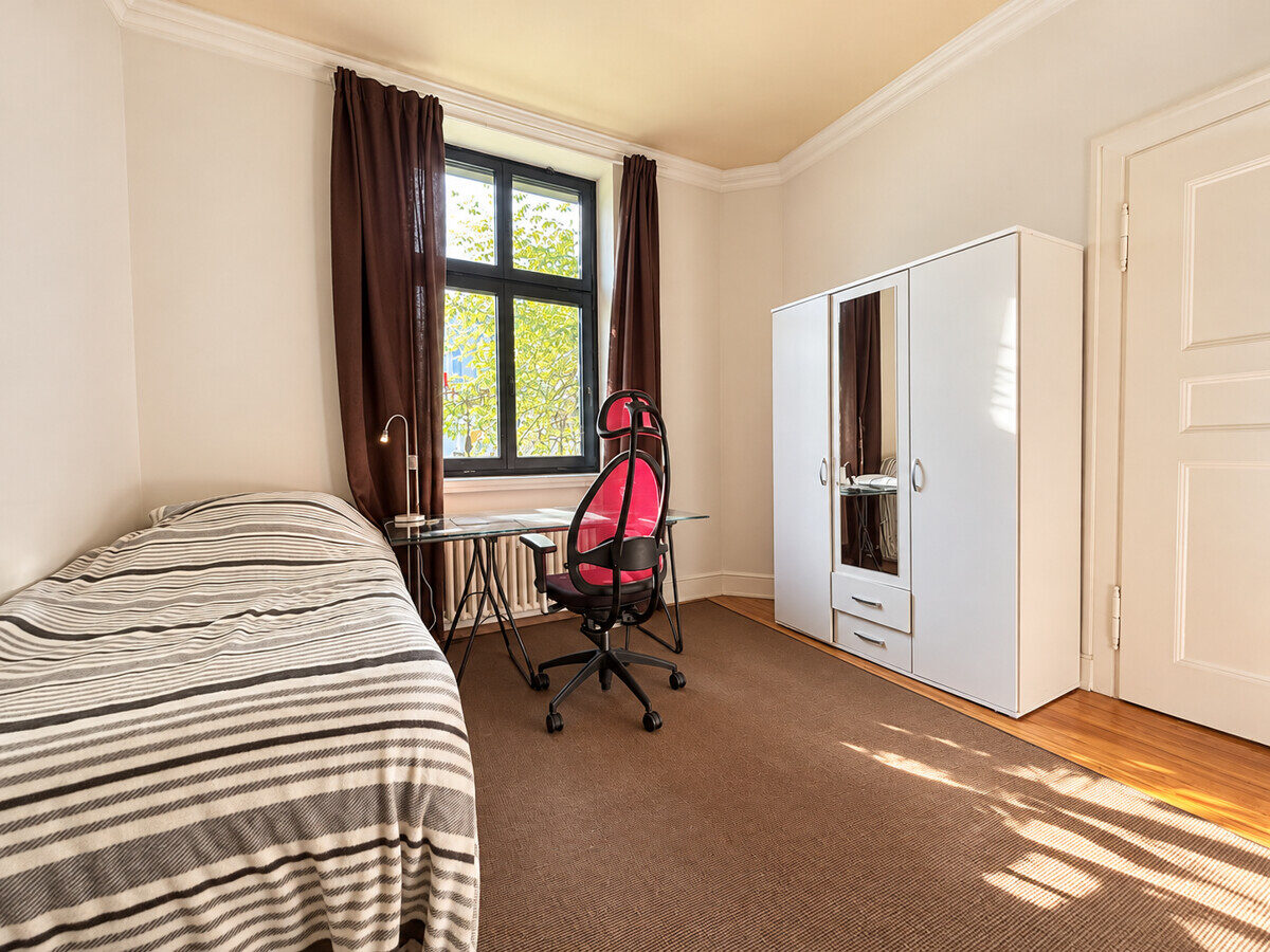 Charmante 3 Zimmer Wohnung in ruhiger Altbauvilla in Dahlhausen, Bild 9
