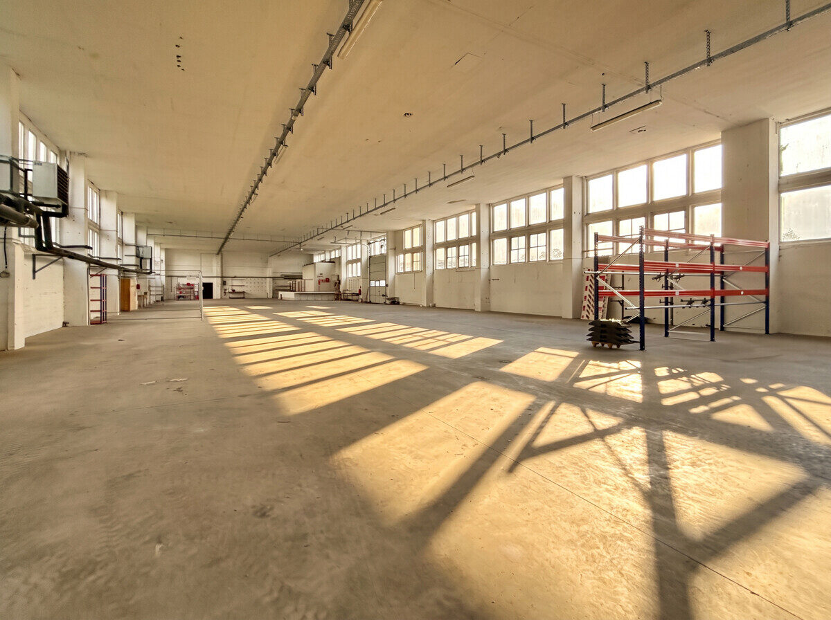 1.453 m² Lagerhalle mit Büro für nur 2.990 € mtl. | Logistikpark zwischen Hamburg & Berlin, Ansicht